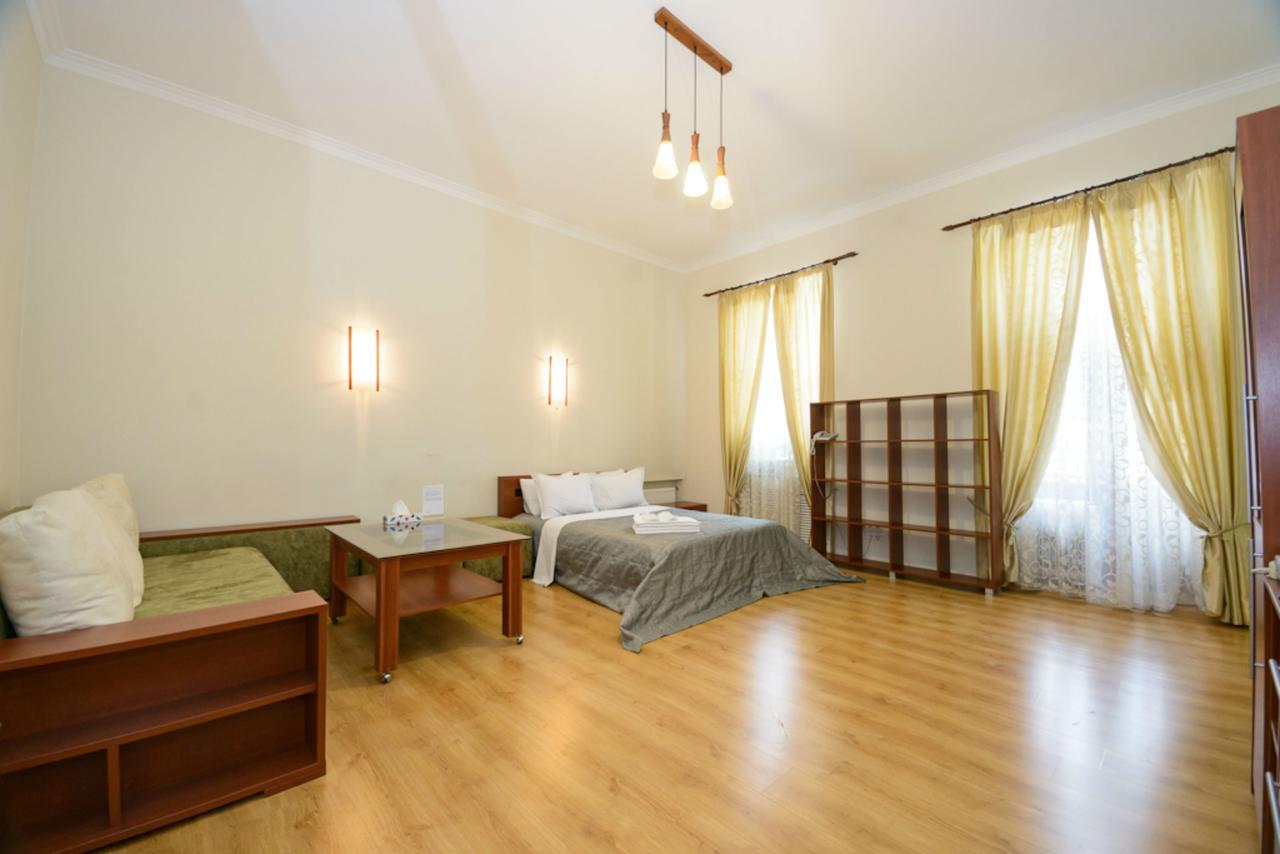 Partner Saksahans'koho Apartment
