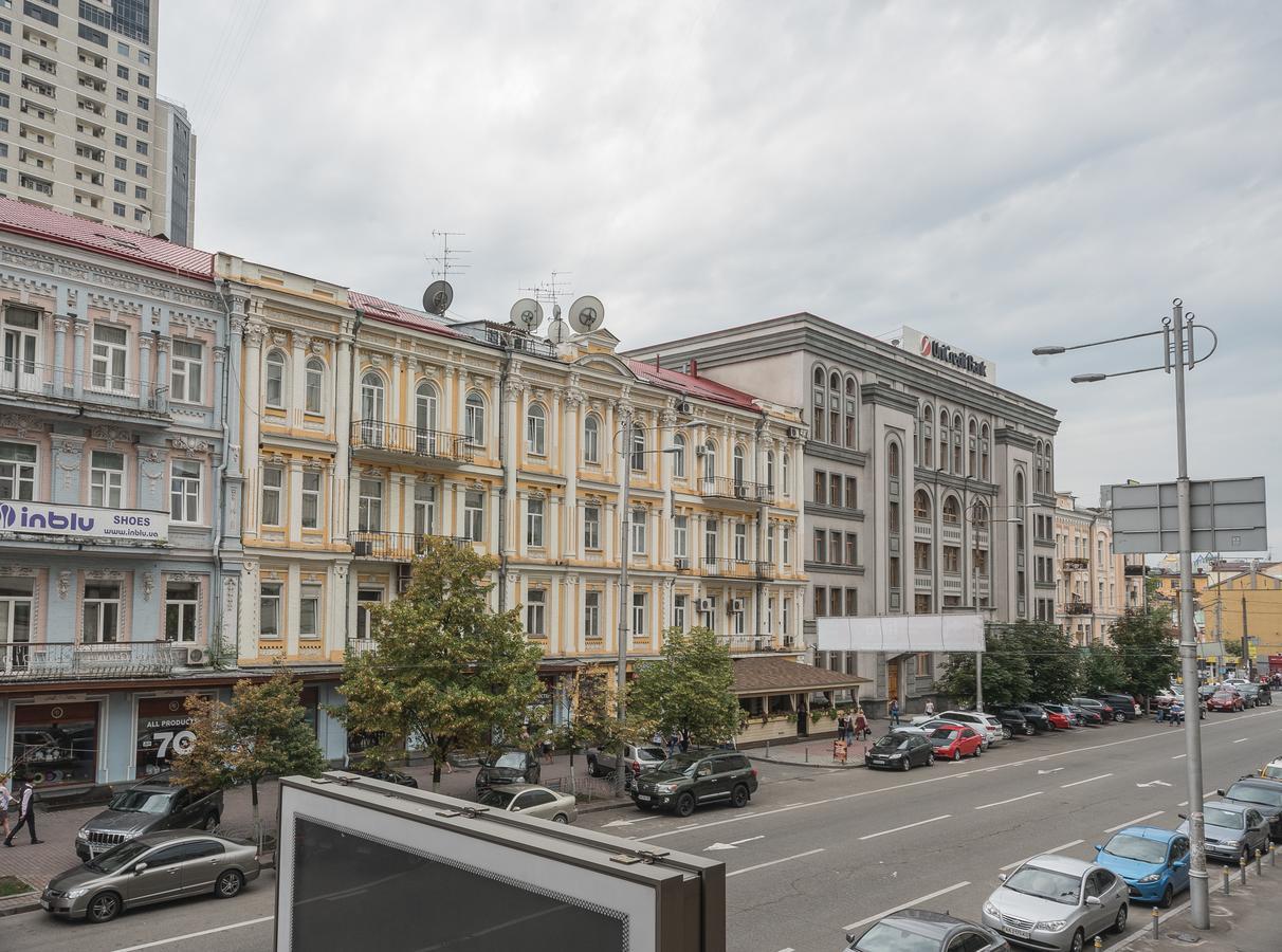 Partner Saksahans'koho Apartment Kyiv